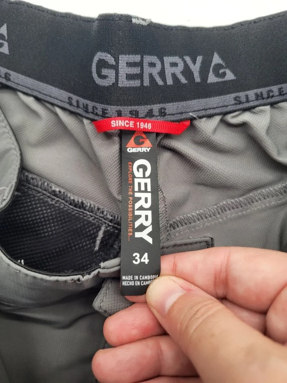 Gerry Men's SZ 34 Gray Tech Shorts Hiking Outdoor Athleisure Zip Pockets - Picture 3 of 10